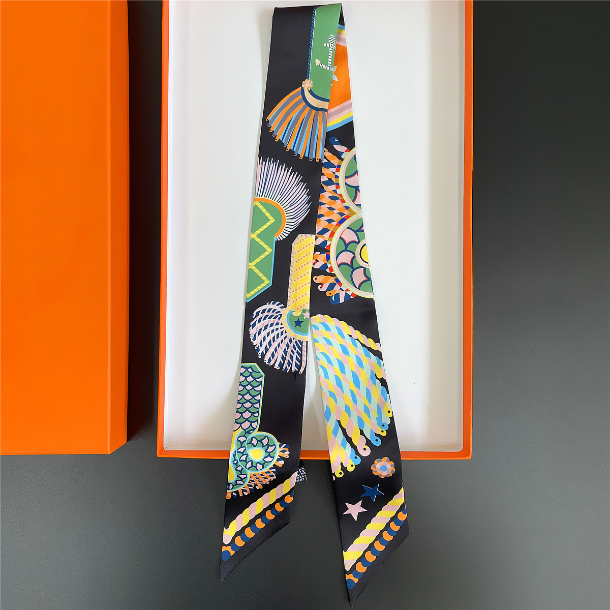 Brand Design Twill 100% Silk S - Silk Neck Scarf reseña y precio