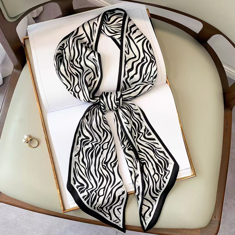 Luxury Zebra Print Silk Square - Silk Tie Striped reseña y precio