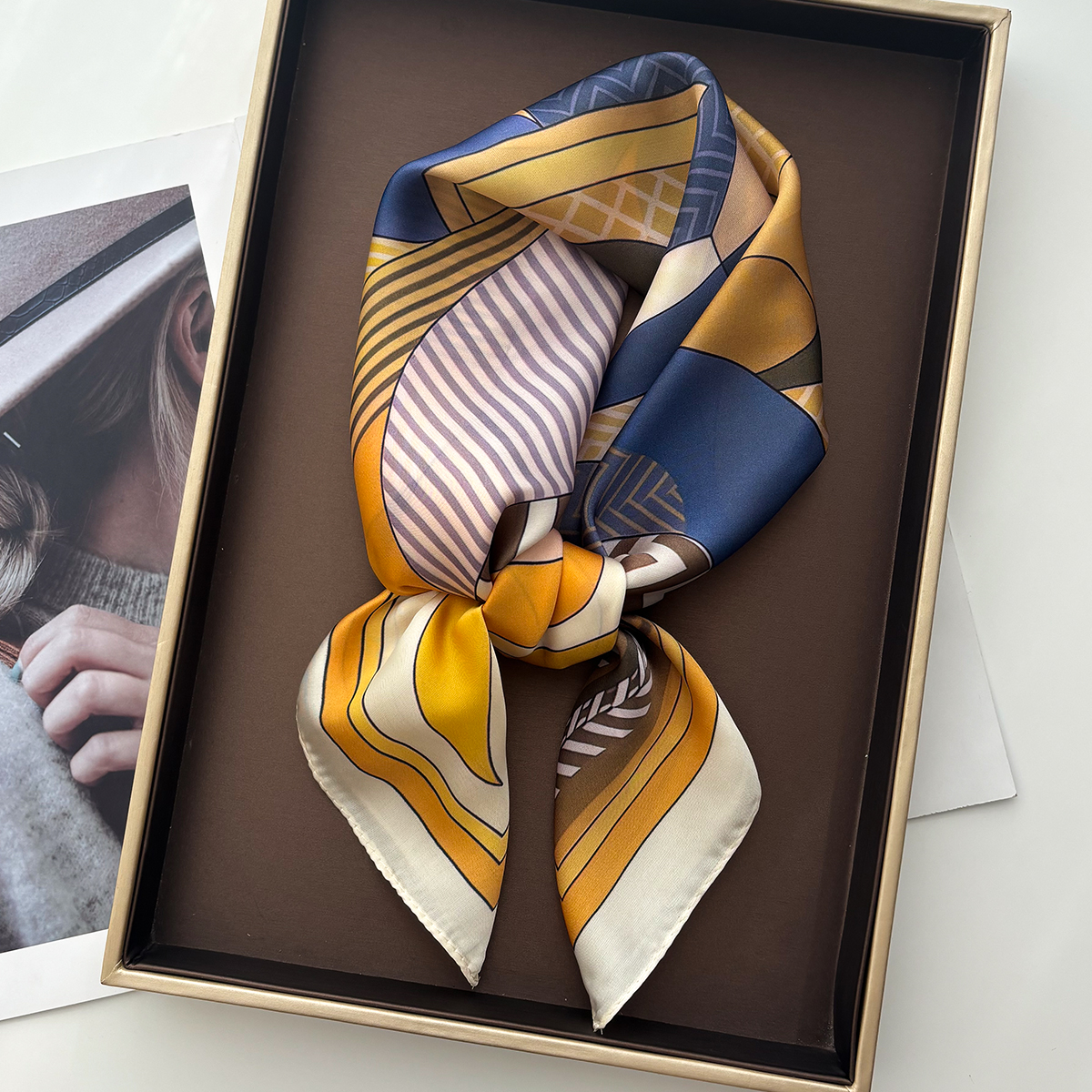 Luxury Square Scarf For Women  - Silk Neck Scarf reseña y precio