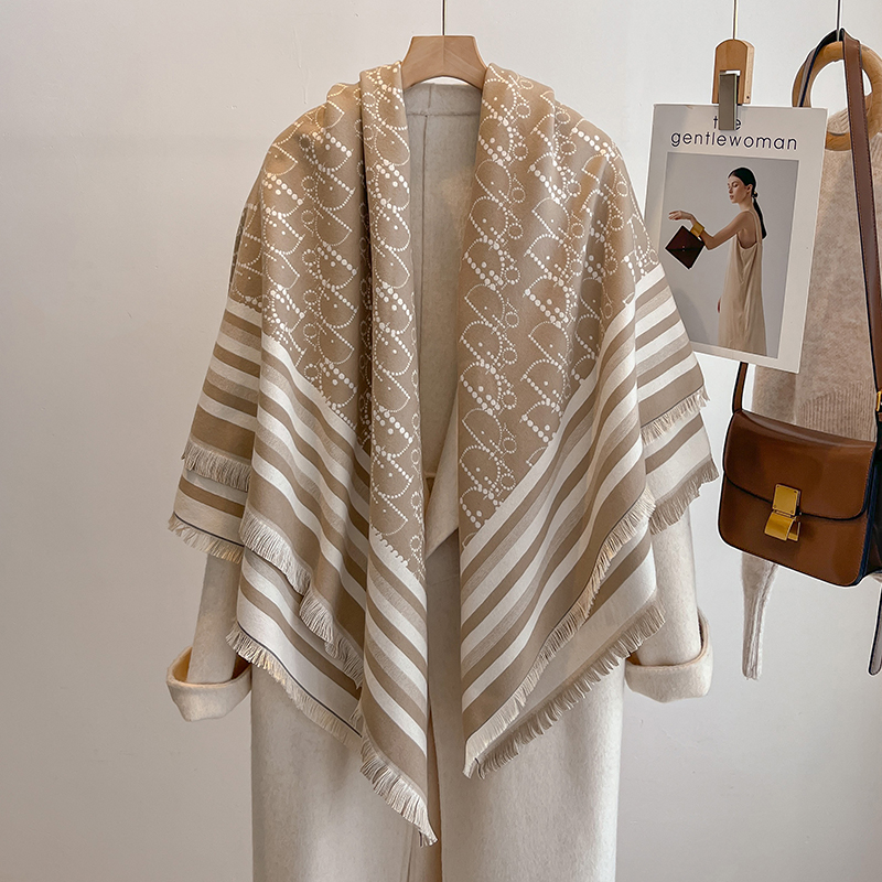 Elegant Striped Design Scarf I - Woven Scarf Blanket reseña y precio